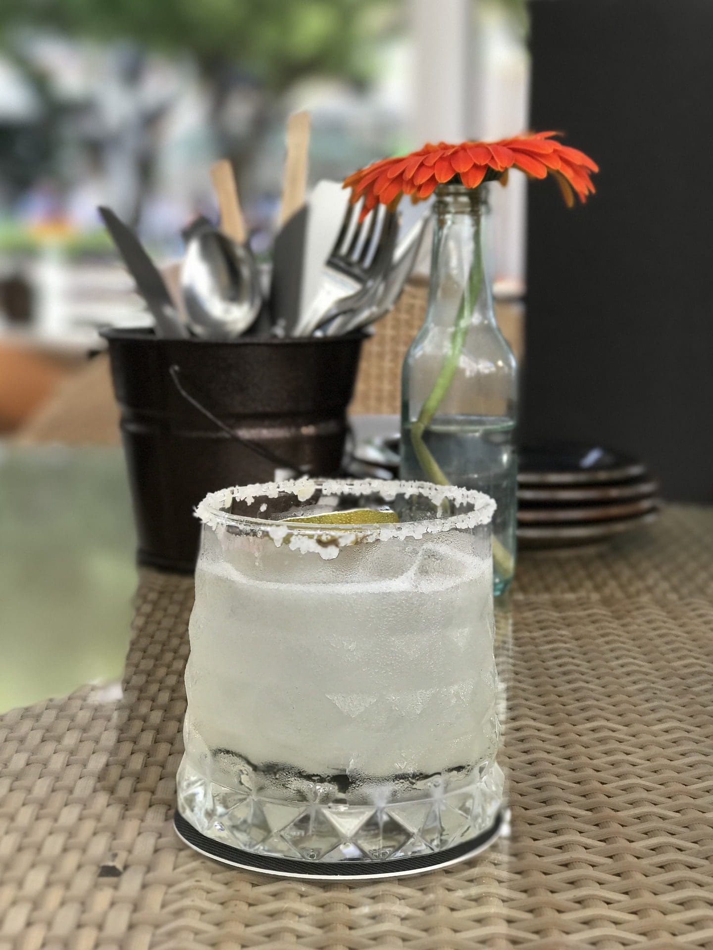simple cocktails to make at home margarita