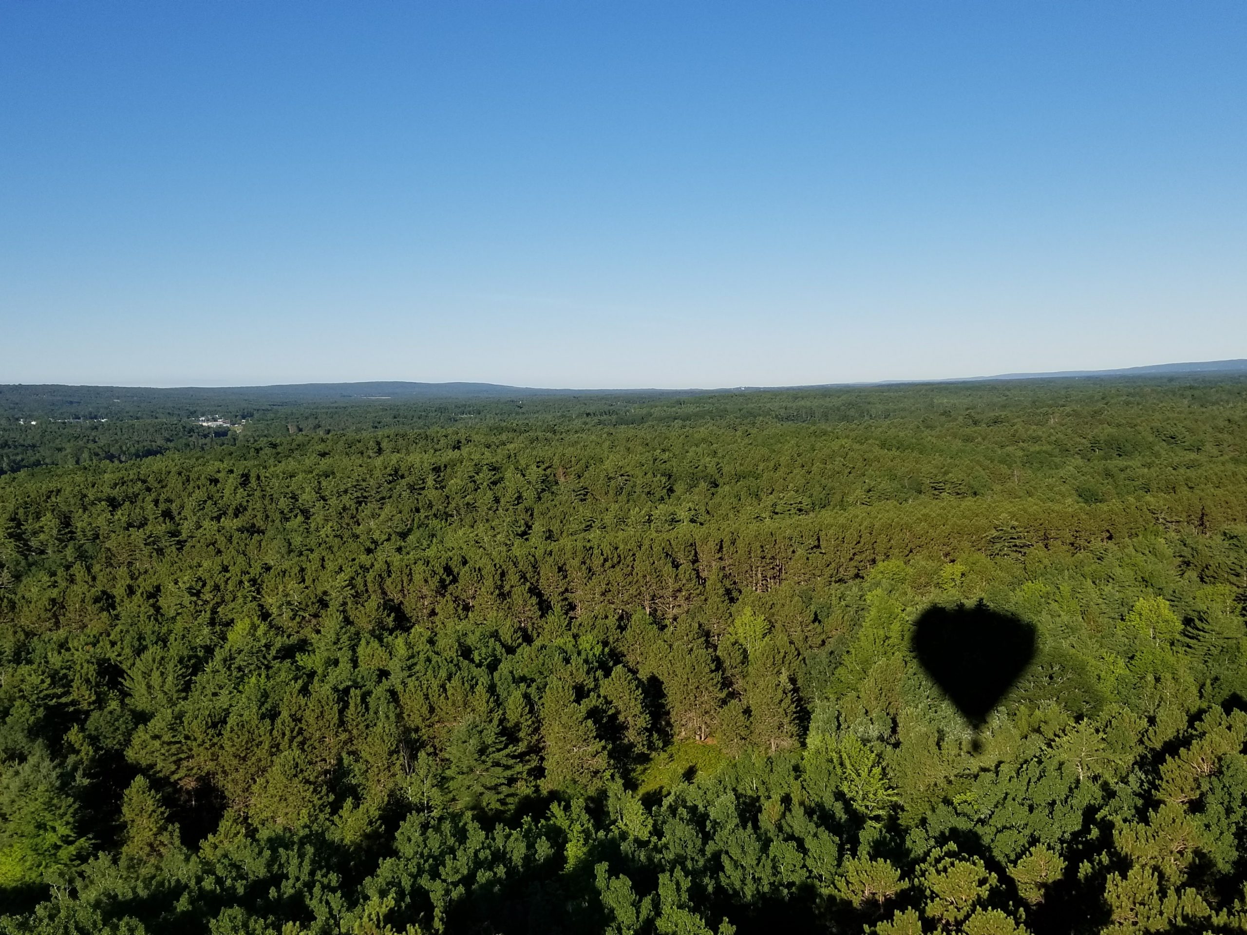 Explore the bay of Fundy hot air balloon Nova Scotia